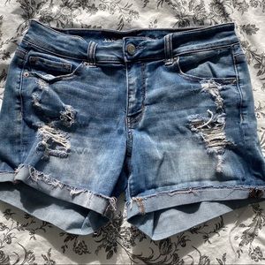 American eagle midi shorts